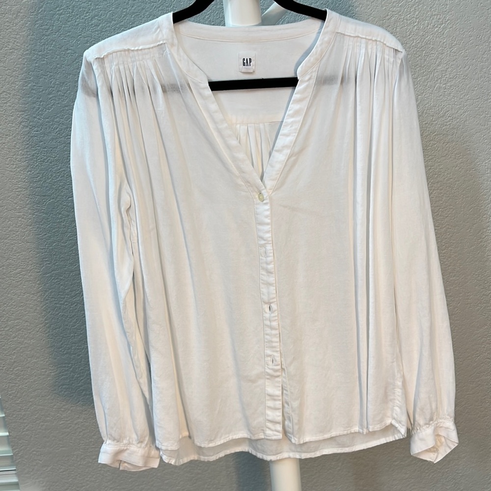 Gap Button Up